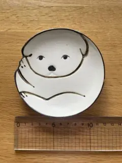 岡村友太郎 うさぎスクエア皿 レア立体うさぎ - メルカリ
