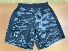 【美品】UNDER ARMOUR 迷彩柄ショートパンツ　サイズ：SM
