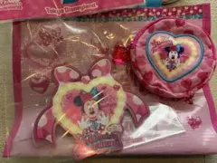 ミニーファンダーランド　ガチャ　カプセルトイ　ポーチ　シール　セット