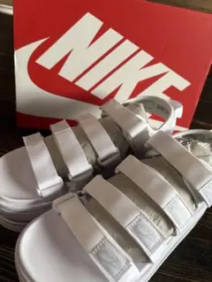 Item thumbnail for item 0813e2c1-f20e-40a8-b1df-2f0b74783772