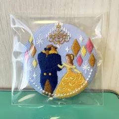 【新品未使用】ディズニー刺繍缶バッジ 美女と野獣