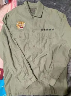 グローバルワーク　ミリタリー　ベトシャツ　ベトジャン　カーキ