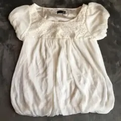 ホワイト シフォン バルーンシルエット 半袖トップス