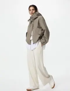 UNIQLO クレープジャージーストレートパンツ 丈短め