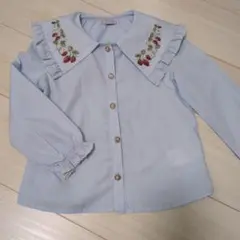 イチゴのブラウス
