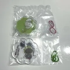 ちいかわ　きゃらシャカ⭐︎チャームグミ　ちいかわ　パジャマパーティーズ