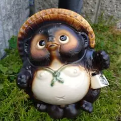 信楽焼　踊り狸　たぬき　タヌキ　狸のサムネイル