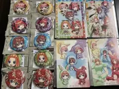 五等分の花嫁×ドンキ　アピタ　限定　ラメ缶バッジ　コンプ　百鬼夜行　ちびキャラ