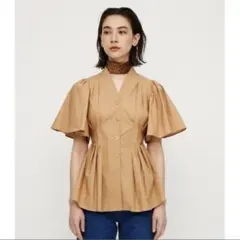 【SLY 】FLARE SLEEVE SKIPPER SH ベージュのサムネイル