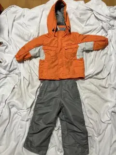 赤130 新品未使用のFABLICEのスキーウェア 上下セット 130センチ 赤130 新品未使用のFABLICEのスキーウェア 上下セット 130センチ