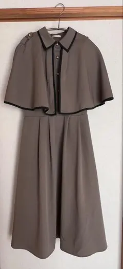 axes femme ノースリーブワンピース　グリーン