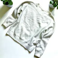 grove ラメ入りニットセータープルオーバー パールボタンM 白シルバー