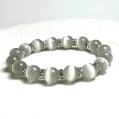 10mmのグレーキャツアイのブレスレット❣️❣️