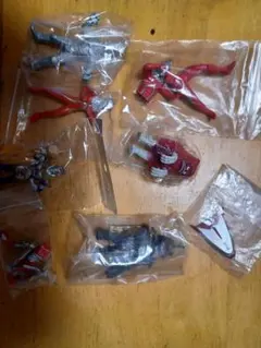 HGウルトラマンより色々8体セット！