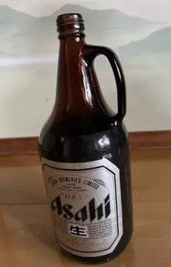 アサヒスーパードライの1957ml特大瓶（BIGBOYボトル）
