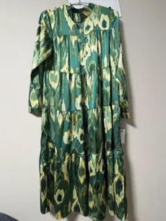 ヤマダヤ RADIATE 長袖ティアードワンピース 緑系模様