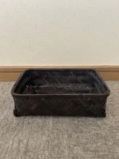 素敵な国産竹籠です。おしゃれに置いてお使いください。