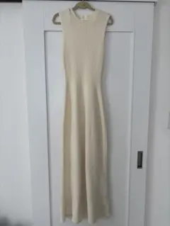 ラグナムーン アイボリー ノースリーブ リブ編み ロングワンピース