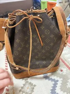 美品】LOUIS VUITTON ノエ M42224 モノグラム 巾着紐交換済 - メルカリ