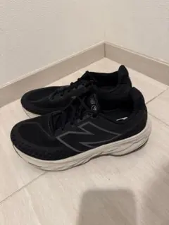 New Balance Fresh Foam 1080 ブラックのサムネイル