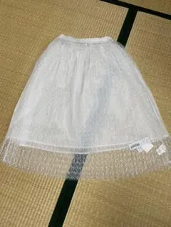 新品未使用タグ付き　レーススカートのサムネイル