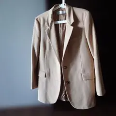 ZARA ベージュ テーラードジャケット