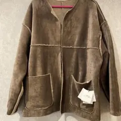 リバーシブル　コーデュロイ、ボア　ブラウン　アウター　M タグ付き