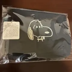 スヌーピー　ナイロン　ポーチ　ブラック