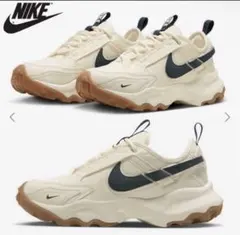 新品未使用NIKE ナイキ TC 7900 ペールアイボリー 24.0㎝