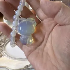 ハローキティ オパール風　オパライト置物とブレスレットの2点セット