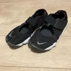 Nike ブラック スポーツサンダル