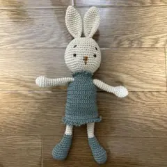 ウサギ　あみぐるみ ハンドメイド