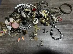 Item thumbnail for item 2e4b13e0-13f7-4cdc-b77c-a0abb4bb70d1