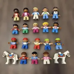 【美品】LEGO レゴデュプロ　フィギュアセット 18体+馬2体 大量まとめ売り