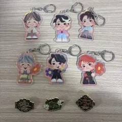 ミセス ガチャ アクリルキーホルダー ピンバッジ セット まとめ売り