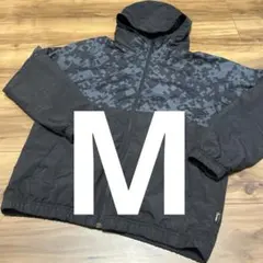 umbro アンブロ　ウインドブレーカー　薄手　ジャケット　フードつき　黒　M