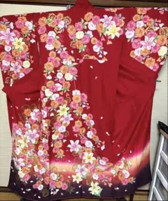 正絹 深緋色 牡丹 八重桜 振袖 身丈154 - メルカリ