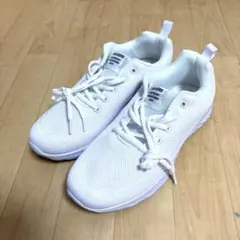 ホワイト スニーカー　25