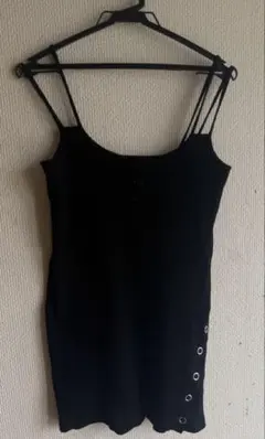 ブラック キャミソール