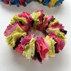 ハンドメイドシュシュ　ブレスレット　ヘアゴム　ヴィヴィッドカラー