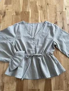 レディース ドット柄 ペプラムブラウス 長袖 Vネック 《美品》のサムネイル