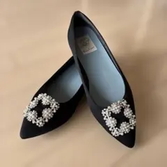 【美品】エマフランシスビジュー付きポインテッドトゥフラットシューズ黒24.0cm