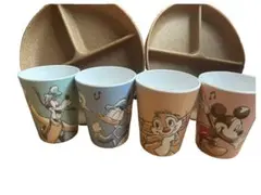 無印良品 仕切り付きプレート 2枚 ディズニーストア　メラミンコップセット