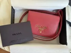 [新品] PRADA レザー カードケース ストラップ付
