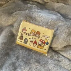 sanrio サンリオキャラクターズ ポーチ セブンイレブン限定 イエロー