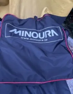 Item thumbnail for item 0acce03f-7e5d-48b4-80e0-a807a455e57c