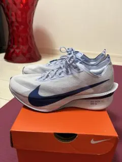 Nike ZoomX ナイキ ヴェイパーフライ4 ⭐︎23.5cm
