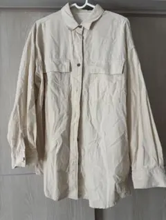 （GU）コーデュロイオーバーサイズシャツ(長袖)Lサイズ