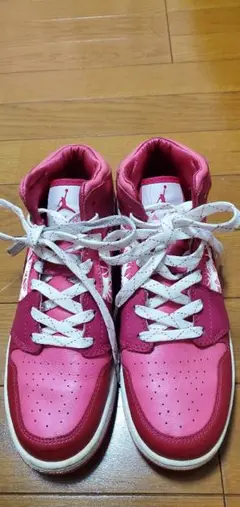 Nike Air Jordan 1 ピンク 花柄