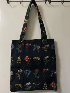 花柄刺繍トートバッグ 黒　新品未使用